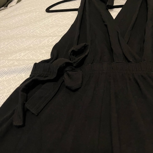 Backless jumpsuit - Picture 3 of 7